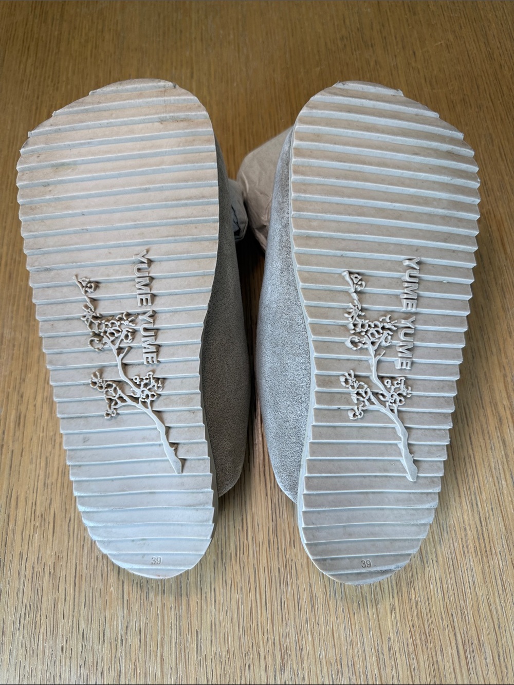Yume Yume Gray Suede Platform Mule Clogs Slides Size 39 - Picture 6 of 6